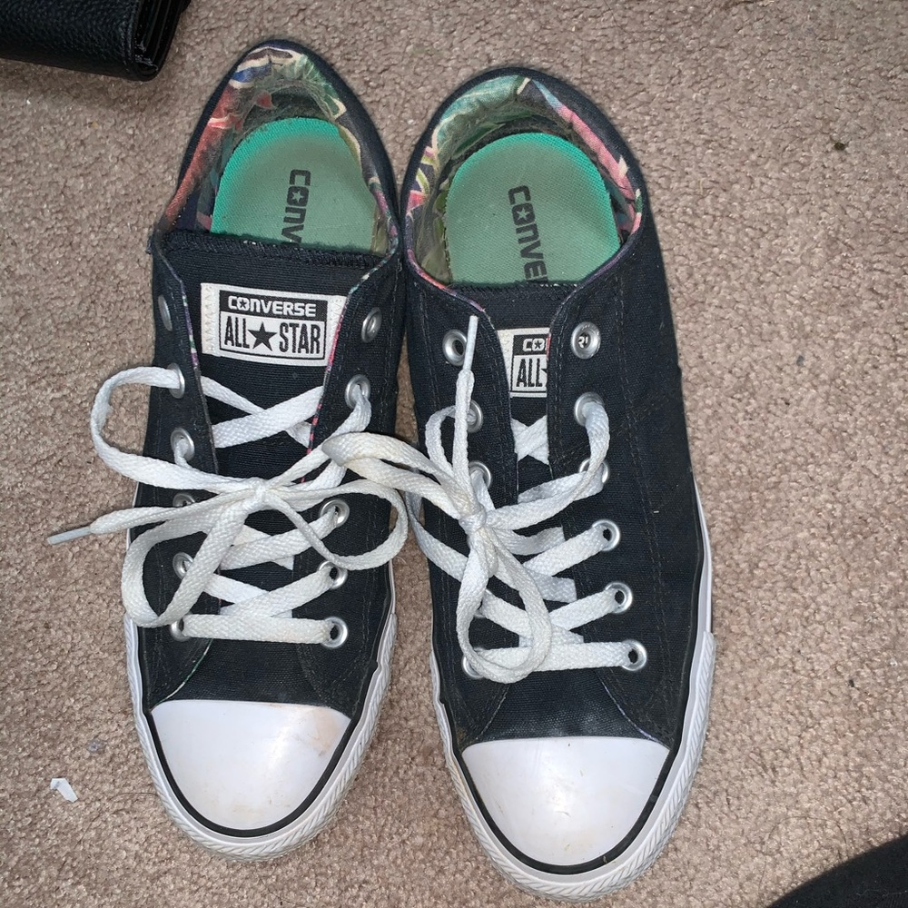 Black converse